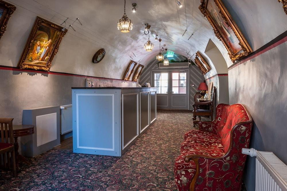 Hotel Three Crowns Residents à Tallinn Extérieur photo