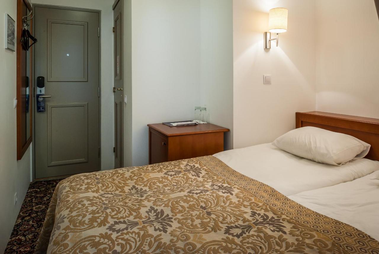 Hotel Three Crowns Residents à Tallinn Extérieur photo